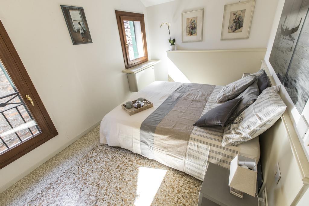 Lovely Venetian Apartment Veneza Exterior foto
