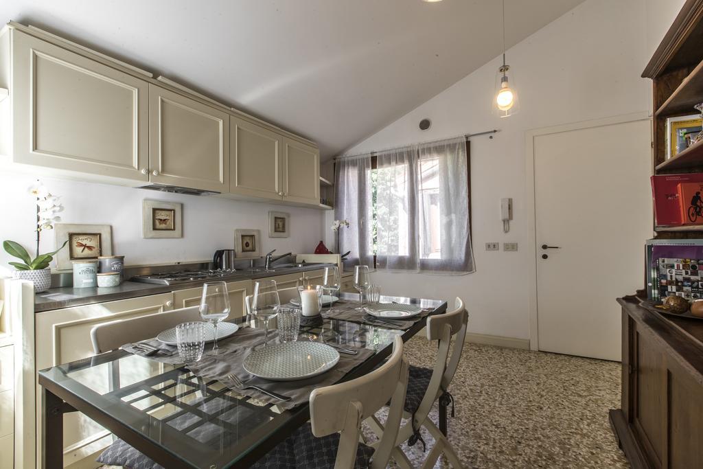 Lovely Venetian Apartment Veneza Exterior foto